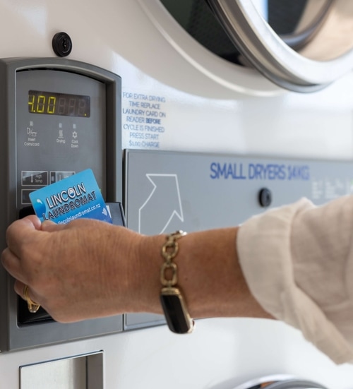 Lincoln Laundromat 24 Hour Self Service Laundromat